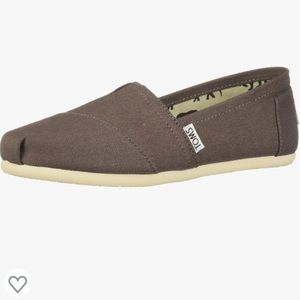 Gray Toms Size 5.5